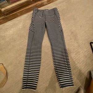 Athleta navy stripe leggings
